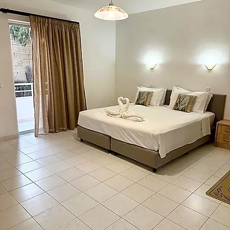 Dorothea - Self-catering 3* Koskinou (Rhodes)